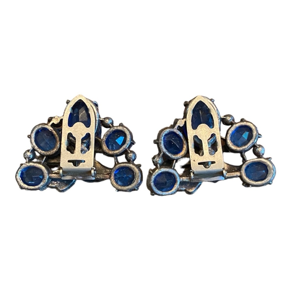 Vintage blue rhinestone clip on earrings - Picture 3 of 3